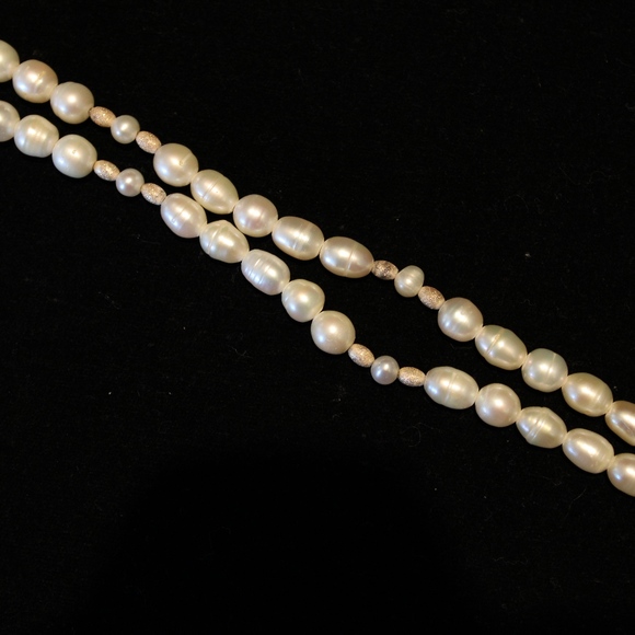 White Cultured Pearls 7mm Shell Accents - Picture 7 of 8